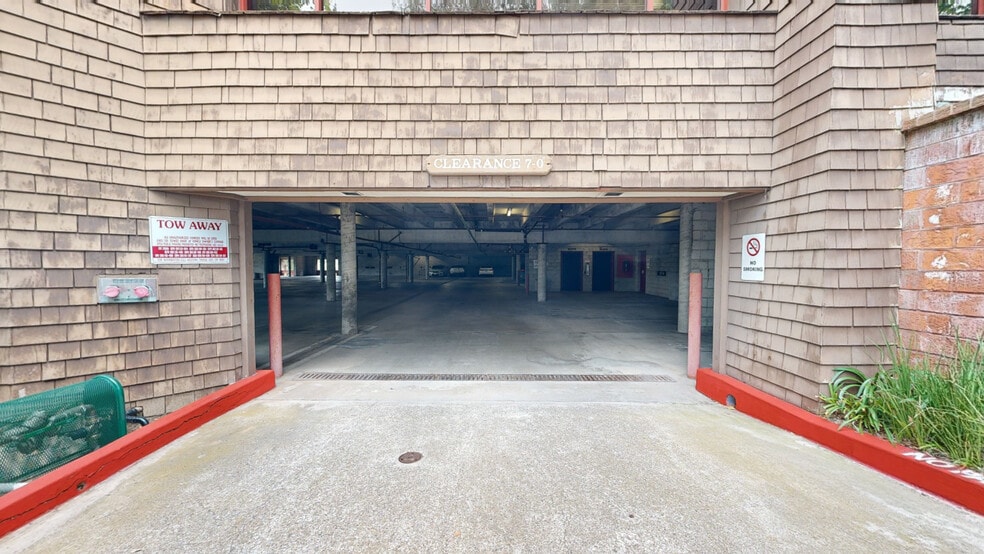 Primary Photo Of 1545 Hotel Cir S, San Diego Unknown For Lease