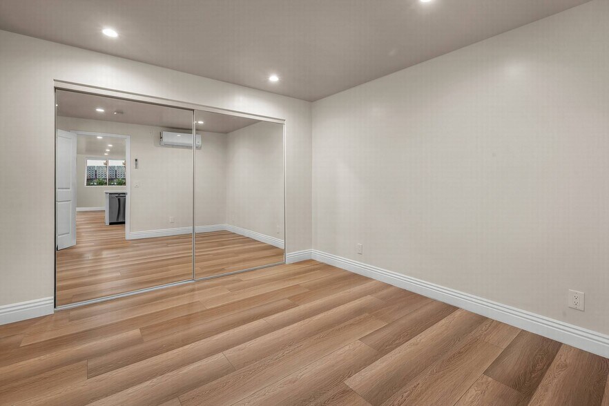 More Photos Of 1405 N Normandie Ave, Los Angeles Apartments For Sale