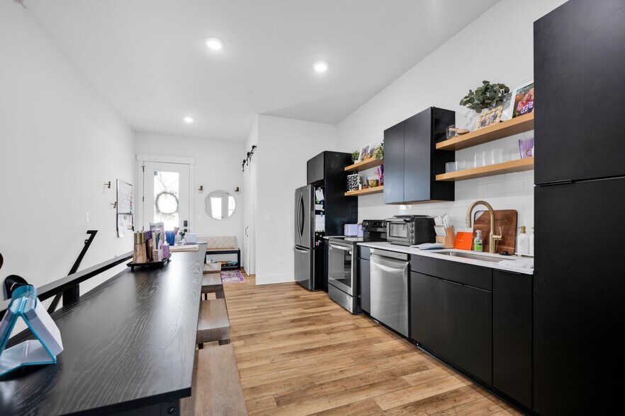 More Photos Of 202 S Main St, Belmont Apartments For Sale