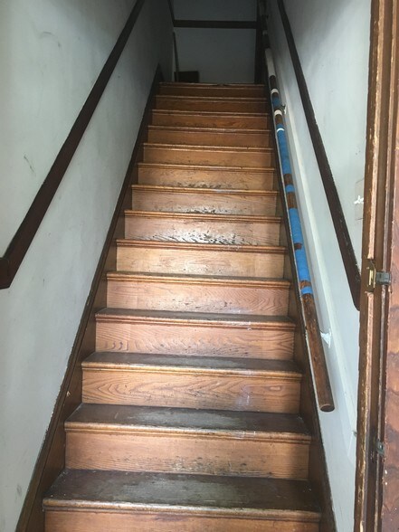 More Photos Of 28 Hale St, New Brunswick Apartments For Sale