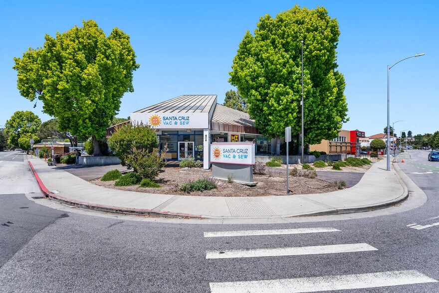 More Photos Of 806 Ocean St, Santa Cruz General Retail For Sale