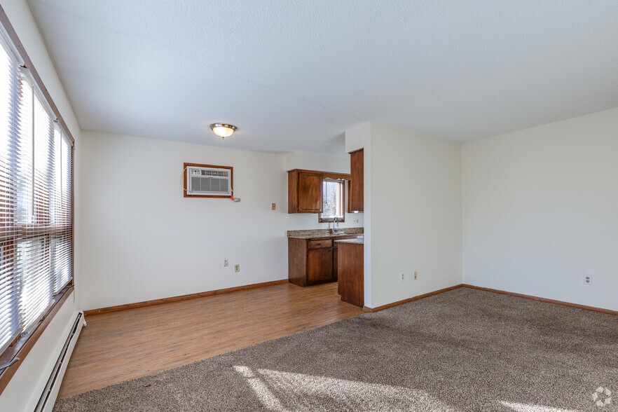 More Photos Of 3554 17th Ave S, Minneapolis Apartments For Sale