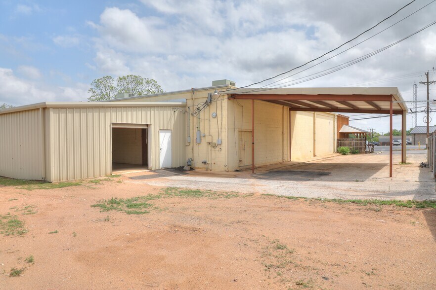 More Photos Of 520 Granite Ave, Fredericksburg Freestanding For Sale