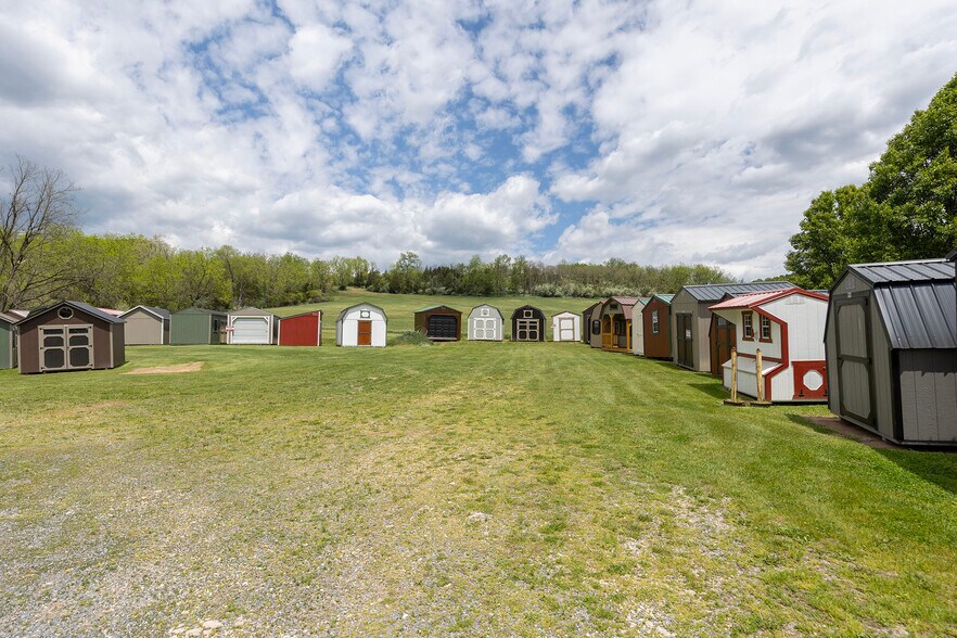 More Photos Of 8018 Northwestern Tpke, Keyser General Retail For Sale