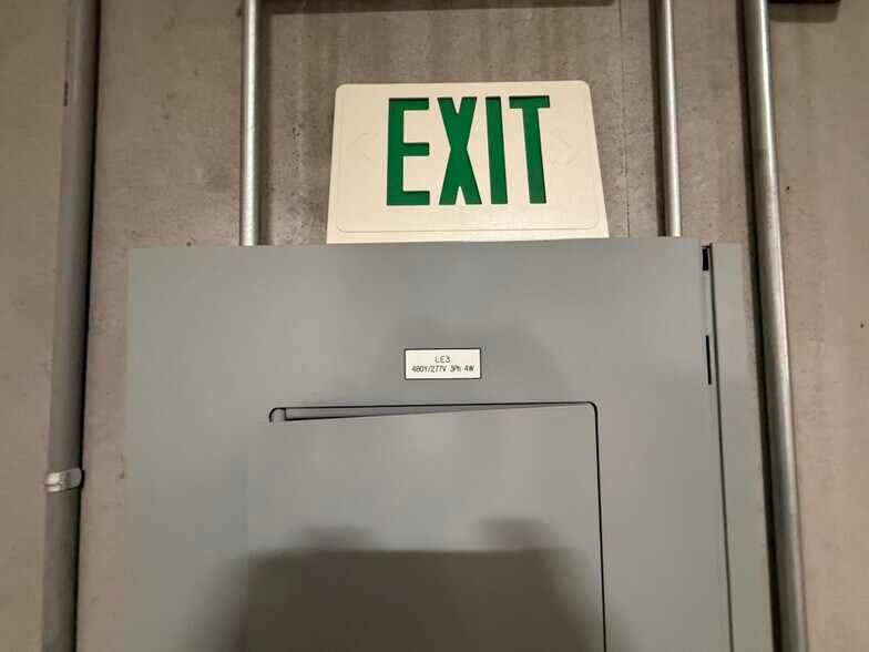 More Photos Of 15823 W Monte St, Sylmar Warehouse For Sale