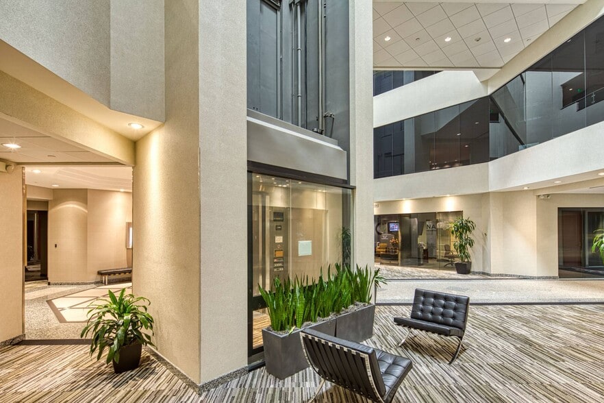 Primary Photo Of 208 Golden Oak Ct, Virginia Beach Office For Lease