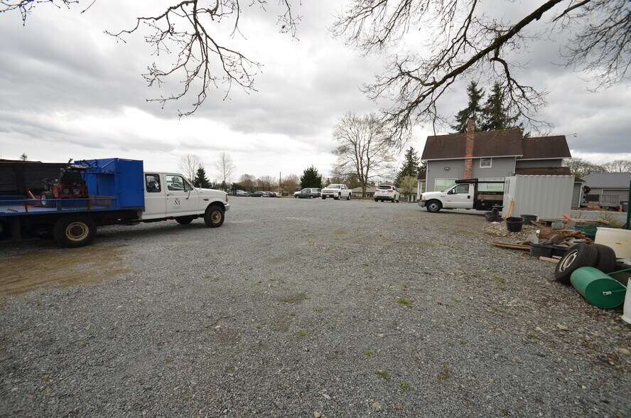 More Photos Of 12160 Spanaway Loop Rd S, Tacoma Contractor Storage Yard For Lease