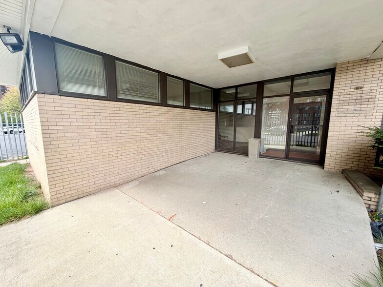 More Photos Of 853-855 Grove St. st, Irvington Healthcare For Lease