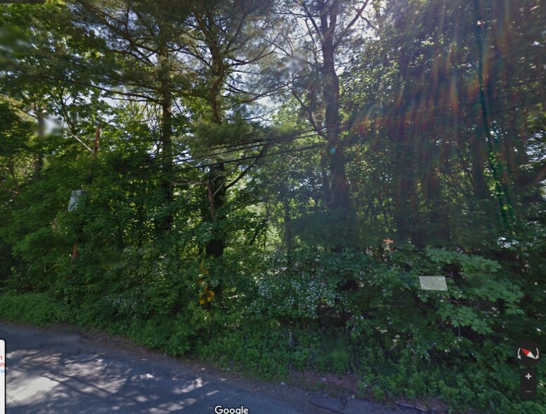More Photos Of 299 Southern Blvd, Smithtown Land For Sale