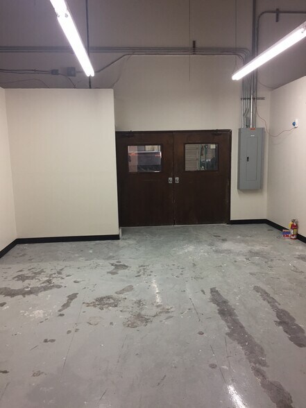 More Photos Of 1181 N 4th St, San Jose Light Manufacturing For Lease