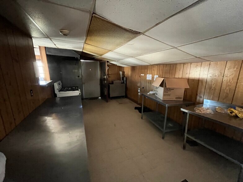 More Photos Of 17307 Route 36, Punxsutawney Specialty For Sale