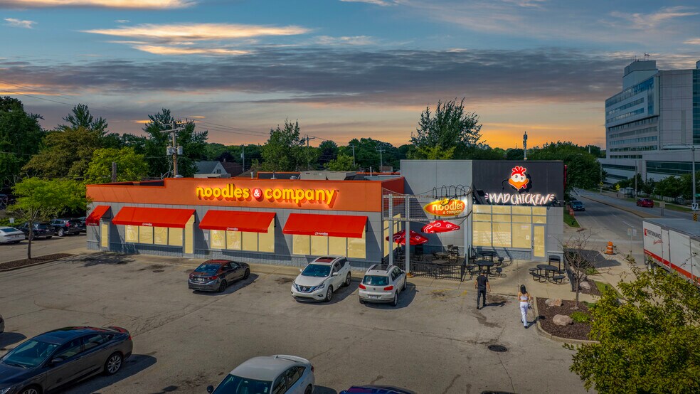 More Photos Of 2725-2735 W Oklahoma Ave, Milwaukee Freestanding For Sale
