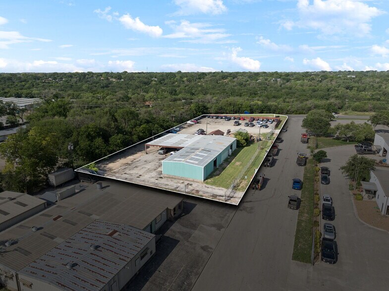 More Photos Of 100 Pecan Dr, Schertz Service For Lease