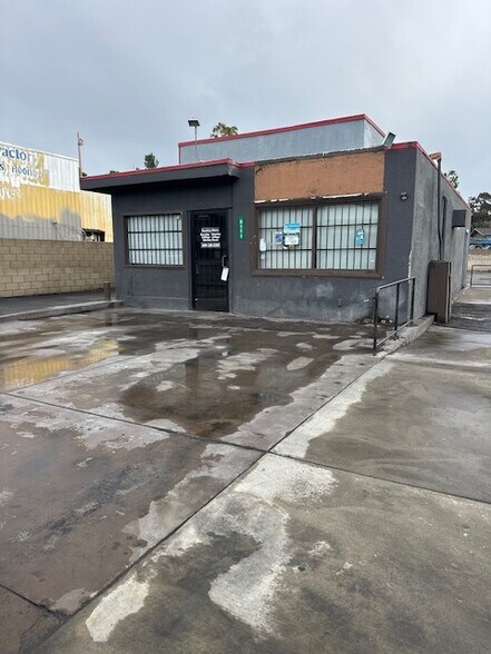 More Photos Of 6111 University Ave, San Diego Auto Dealership For Lease