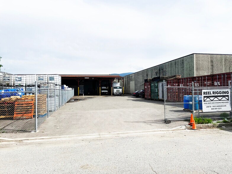 More Photos Of 1603 Langan Ave, Port Coquitlam Warehouse For Lease
