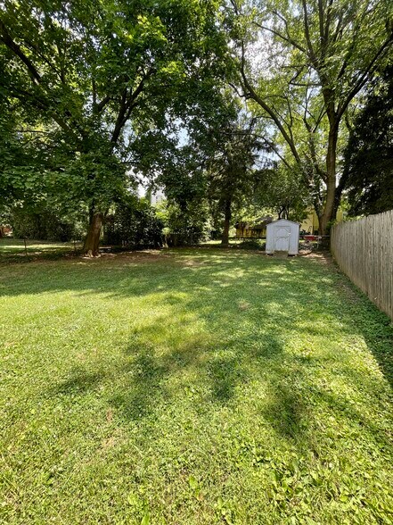 More Photos Of 506 E Liberty St, Charles Town Apartments For Sale