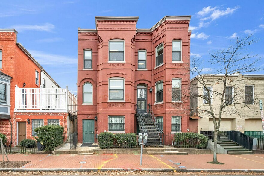 Primary Photo Of 319-321 D St NE, Washington Office For Lease
