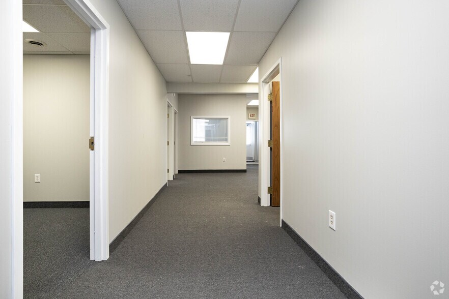 More Photos Of 338 Harris Hill Rd, Buffalo Office For Lease