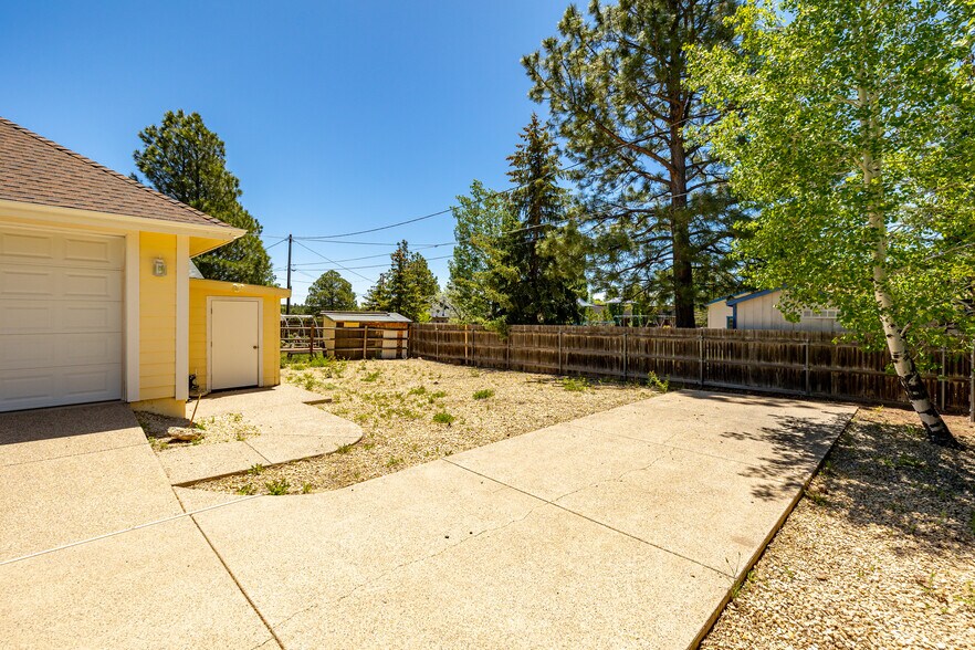 More Photos Of 303 W Juniper Ave, Flagstaff Hospitality For Sale