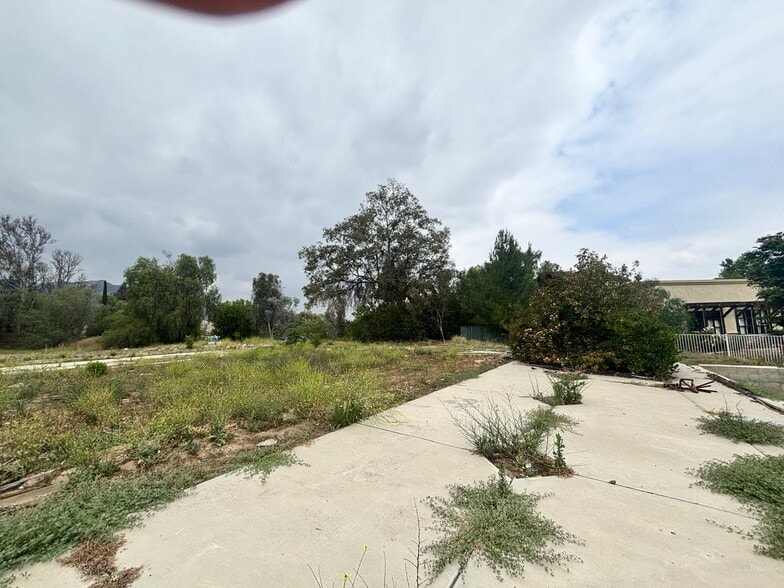 More Photos Of 29275 Santiago Rd, Temecula Schools For Sale