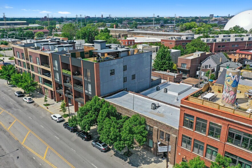 More Photos Of 526 N Western Ave, Chicago Manufacturing For Sale