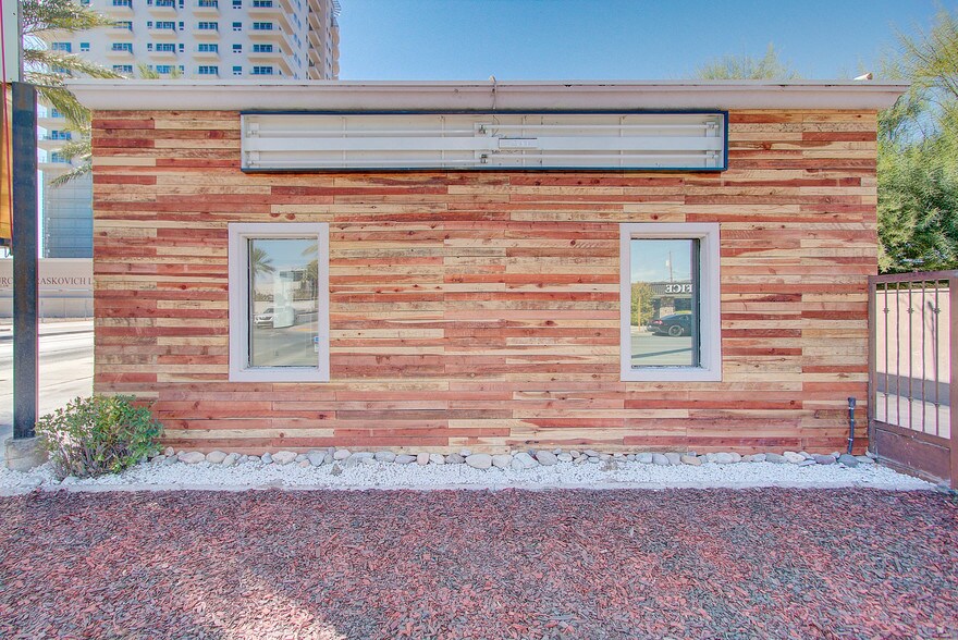 More Photos Of 800 S Casino Center Blvd, Las Vegas Loft Creative Space For Sale