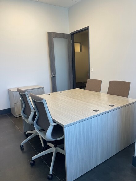 More Photos Of 19790 W Dixie Hwy, Aventura Office For Lease