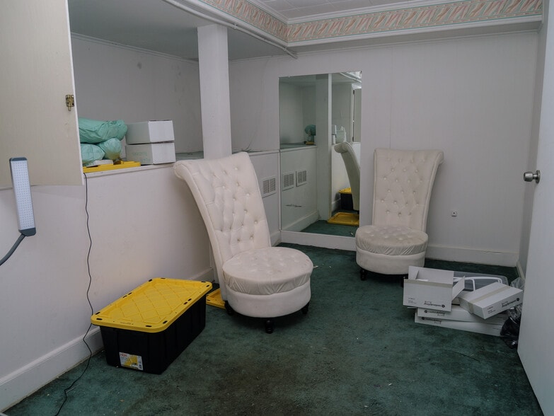 More Photos Of 86-88 Broad St, Red Bank Storefront Retail Office For Lease