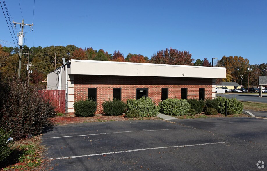 More Photos Of 1016 Waxhaw Indian Trail Rd, Indian Trail Warehouse For Lease