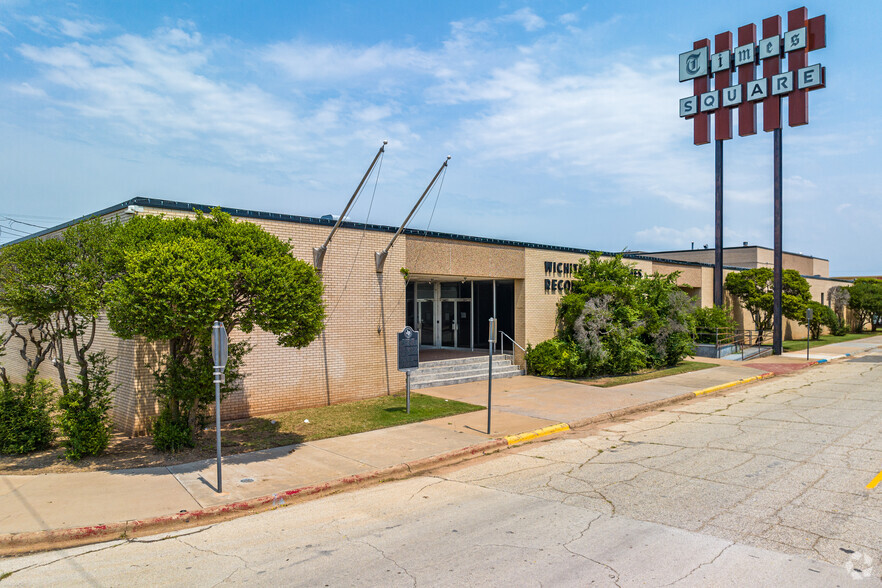 Primary Photo Of 1301 Lamar St, Wichita Falls Light Manufacturing For Lease