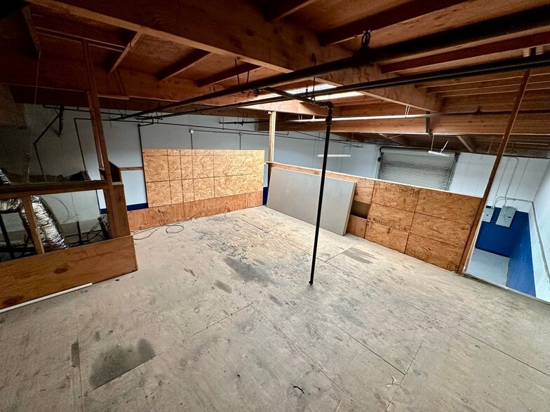 More Photos Of 8776 Helms Ave, Rancho Cucamonga Warehouse For Sale