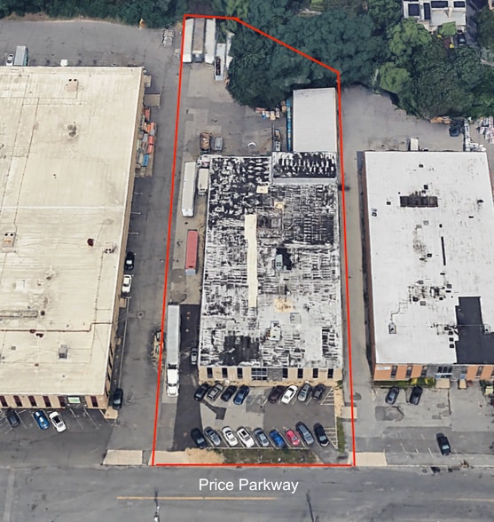 More Photos Of 175 Price Pky, Farmingdale Warehouse For Lease