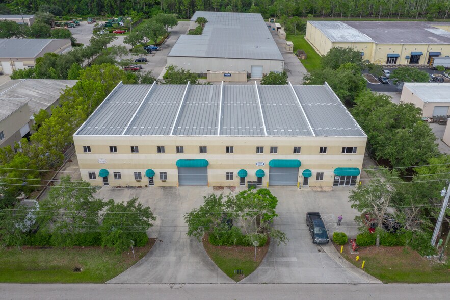 More Photos Of 10951 Harmony Park Dr, Bonita Springs Warehouse For Lease