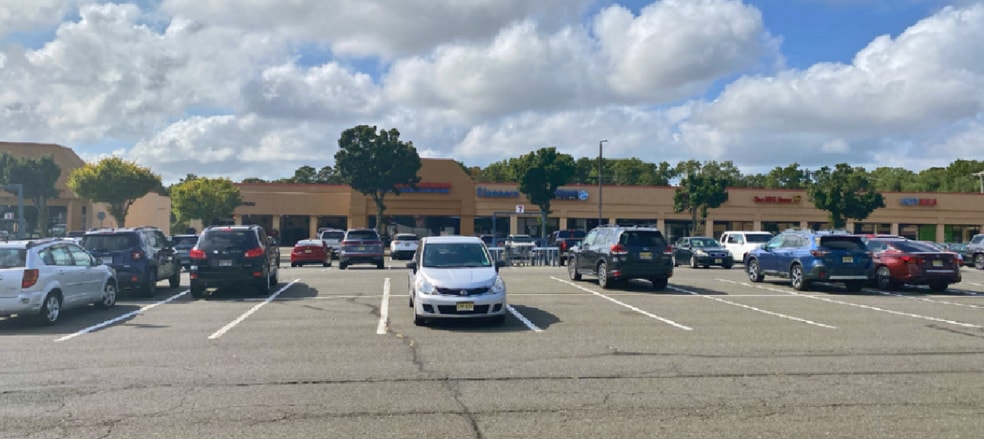 More Photos Of 344 US Highway 9, Lanoka Harbor Unknown For Lease