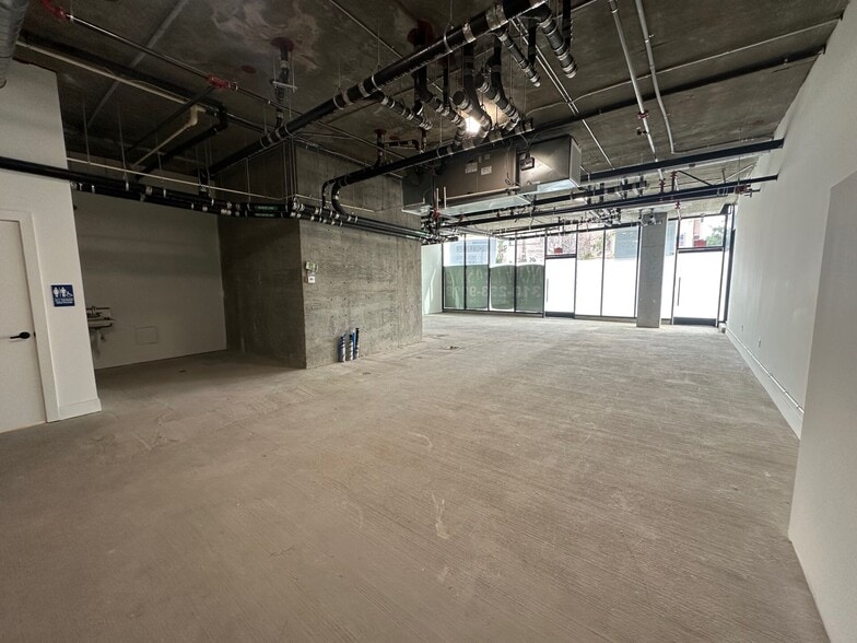 More Photos Of 611 N Virgil Ave, Los Angeles Apartments For Lease