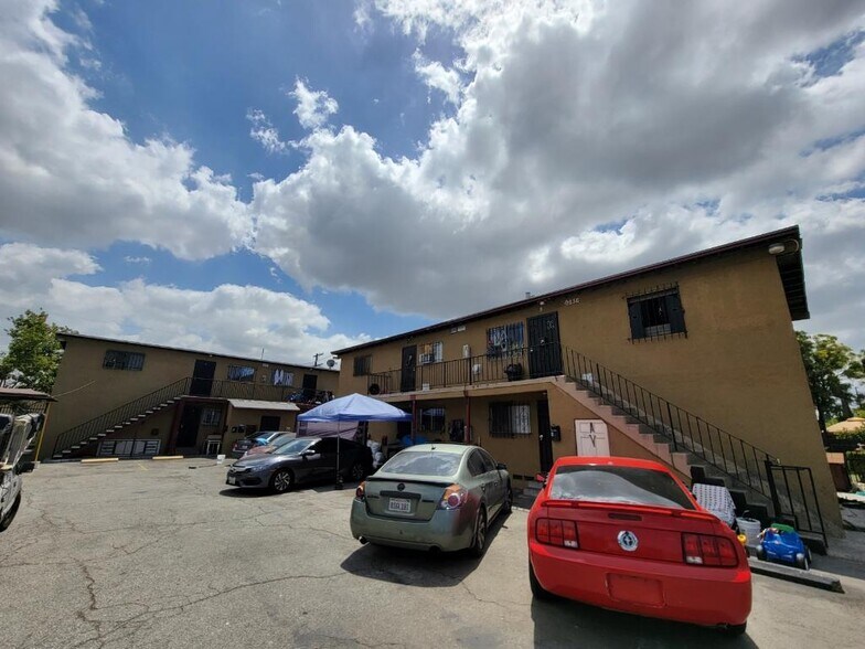 More Photos Of 9234 Graham Ave, Los Angeles Apartments For Sale