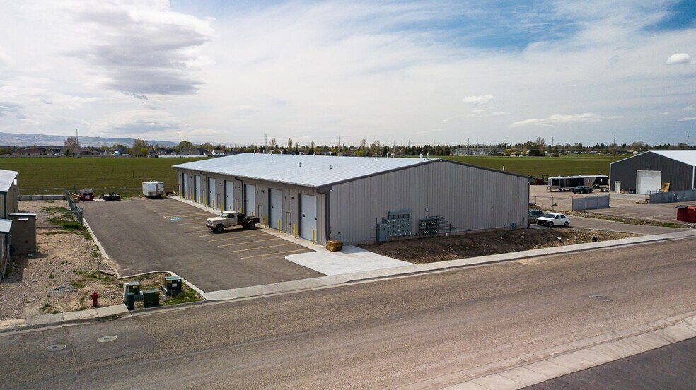 More Photos Of 2728 E 14 N, Ammon Warehouse For Lease