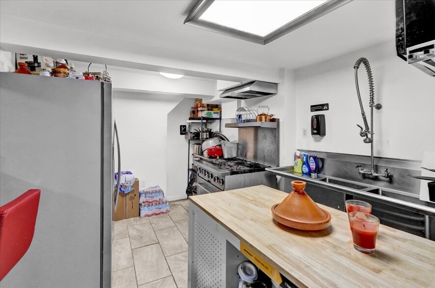 More Photos Of 22 New Holland ave, Shillington Sports And Entertainment For Sale