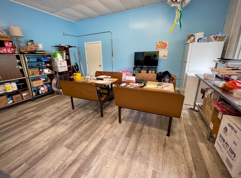 More Photos Of 1253 W Danby Rd, Newfield Convenience Store For Sale