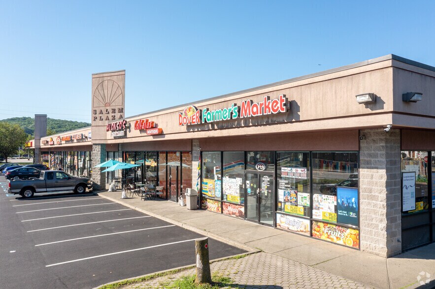 More Photos Of 330-350 S Salem St, Dover Freestanding For Lease