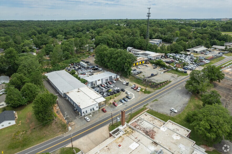 More Photos Of 872 W Main St, Spartanburg Light Manufacturing For Sale
