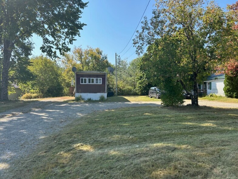 More Photos Of 5 Maple St, Baileyville Manufactured Housing Mobile Home Park For Sale