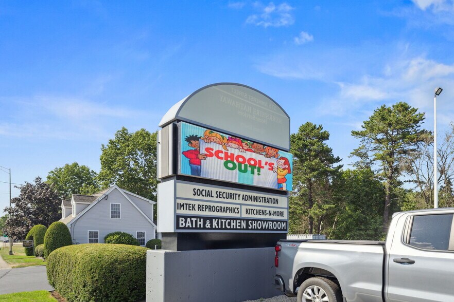 More Photos Of 175 Amherst St, Nashua Freestanding For Lease