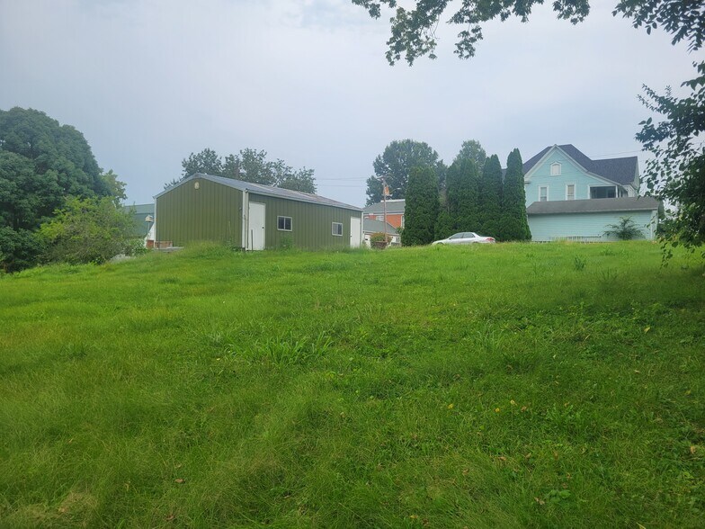 More Photos Of 411 N 6th St, Elsberry Land For Sale