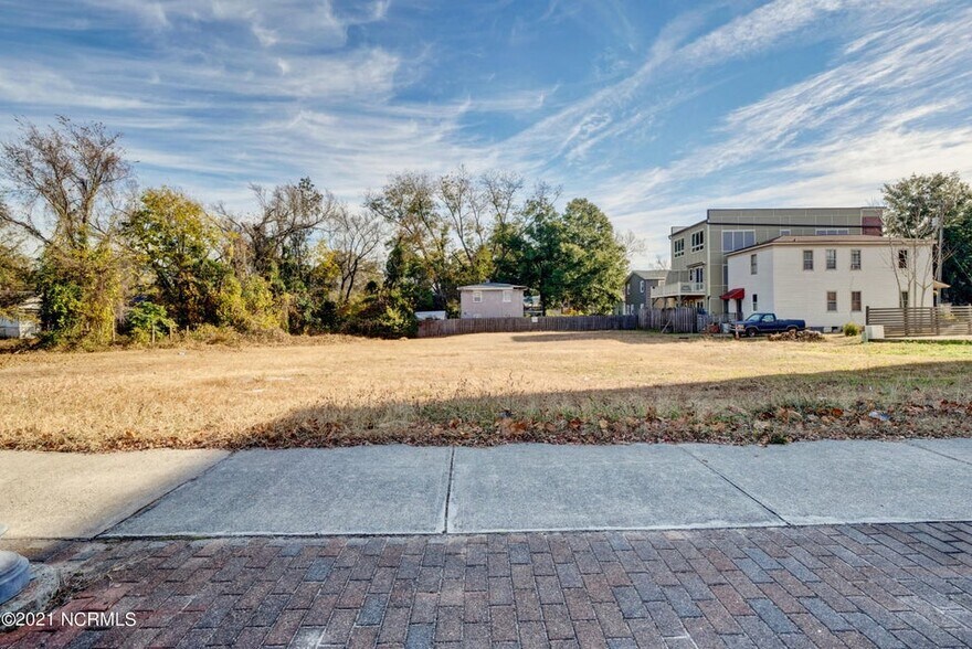 More Photos Of 812 N 4th St, Wilmington Land For Sale