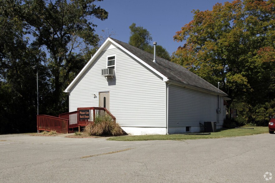 More Photos Of 7731 St Andrews Church Rd, Louisville Storefront Retail Office For Sale