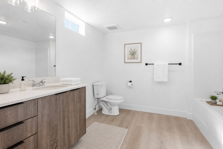 More Photos Of 2128 S Sawmill Blvd, Heber City Multifamily For Sale