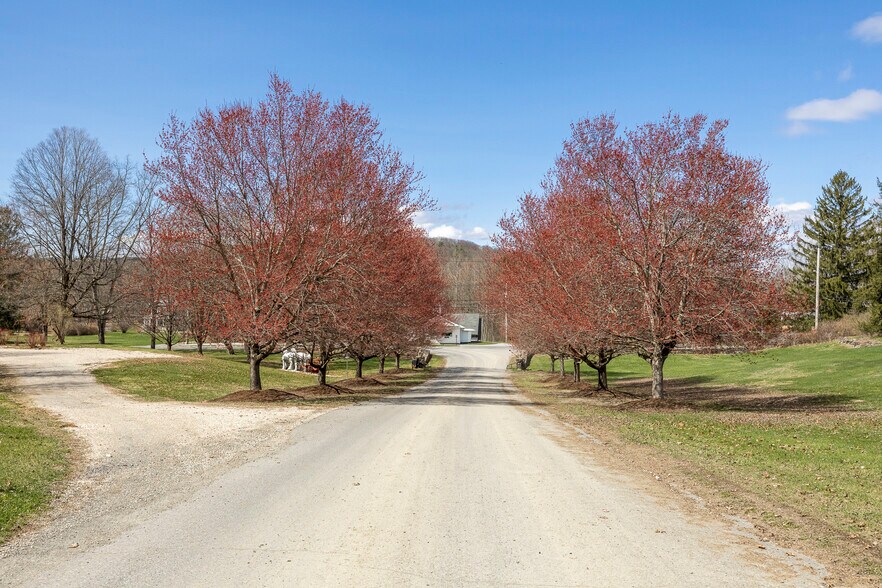 More Photos Of 12 Hunns Lake Rd, Stanfordville Flex For Sale