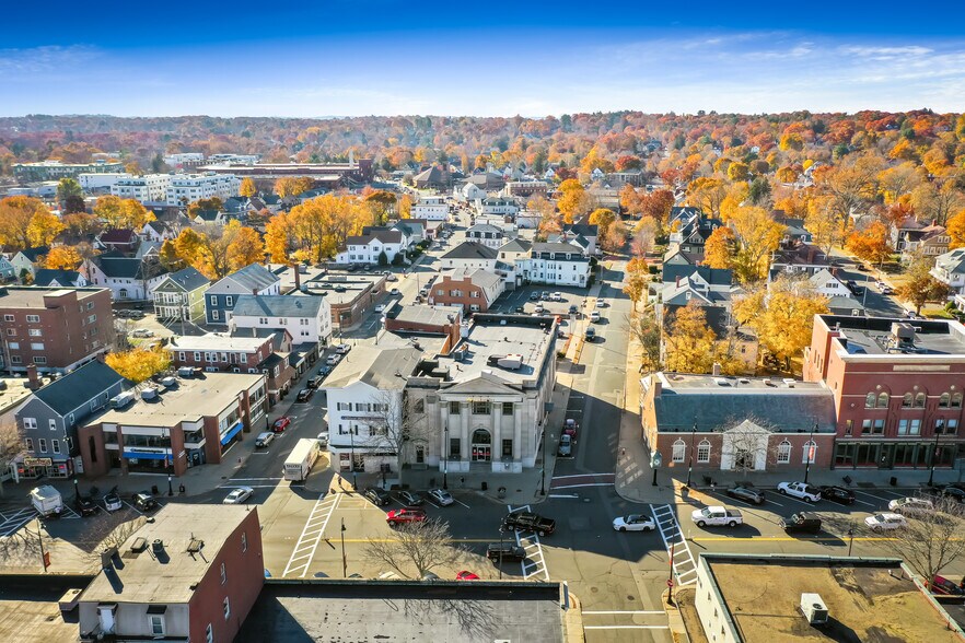 More Photos Of 369 Main St, Wakefield Bank For Sale