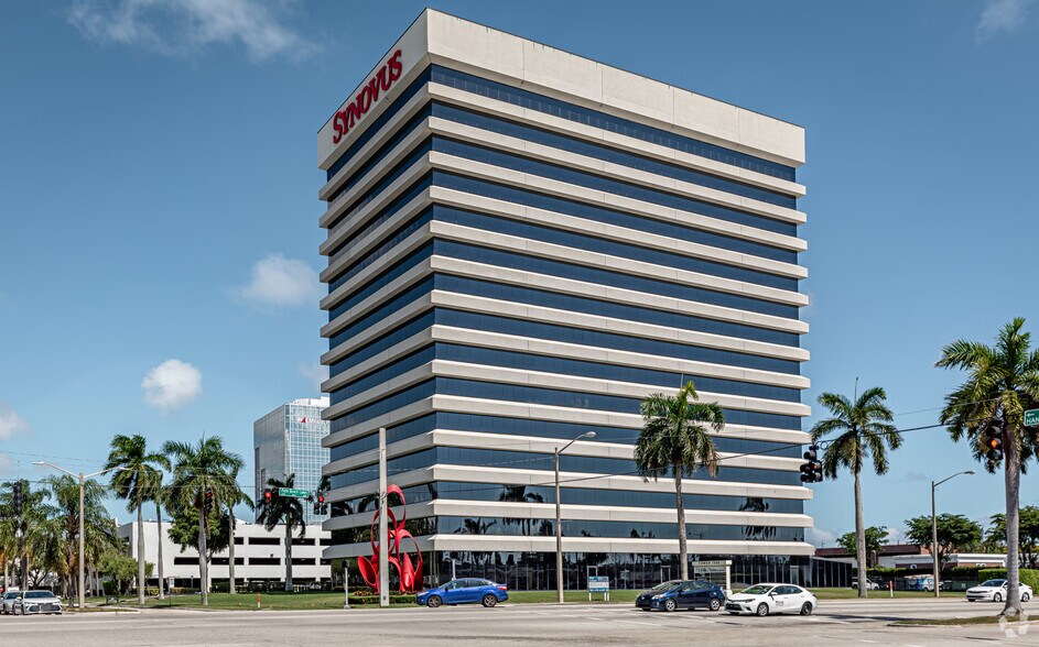 More Photos Of 1555 Palm Beach Lakes Blvd, West Palm Beach Office For Lease